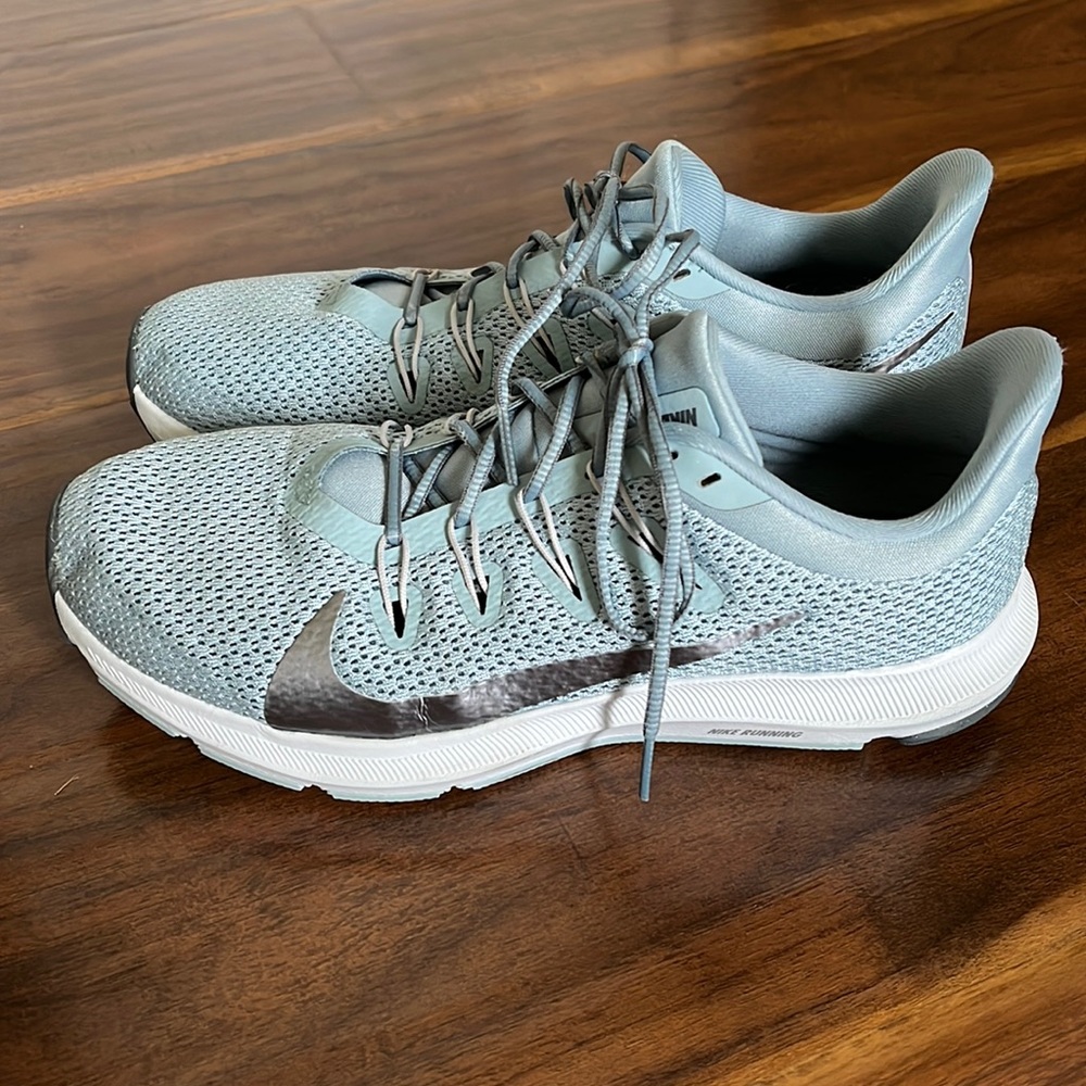 Nike Womens Running Shoes size 8